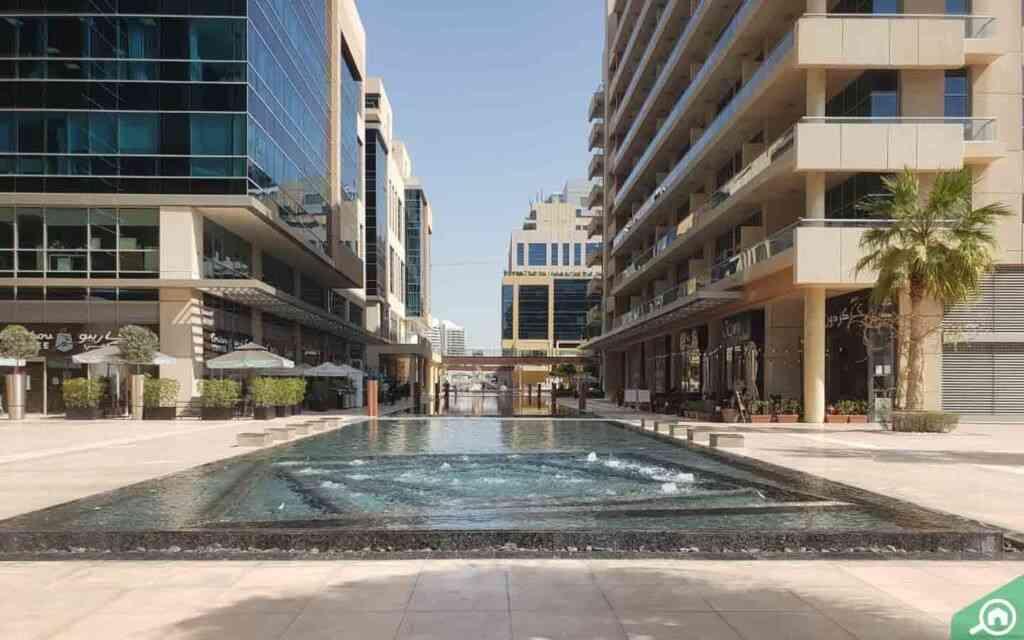 Dubai Commercial Property Booms: Q3 2025 Sales Hit AED 30.38B, Led by Business Bay & JLT
