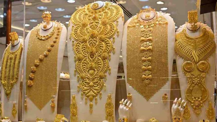 Dubai Gold Frenzy: 22K Price Hits Dh 244.25 Gram as Global Rally Intensifies