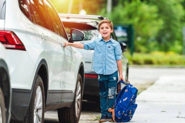 Dubai Launches School Transport Pilot: Pooled SUVs Replace Buses for Teens