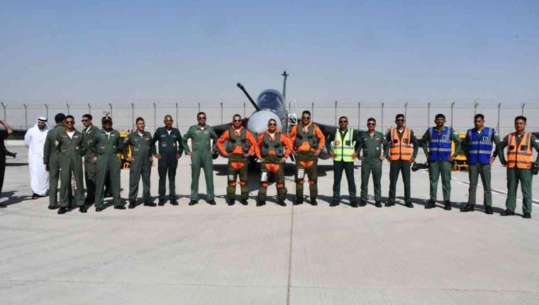 Indian Air Force Shines at Dubai Airshow 2025 with Tejas Fighters and the Spectacular Suryakiran Team