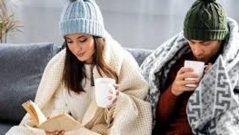 10 Natural Ways to Stay Warm in Winter: A Cozy Guide
