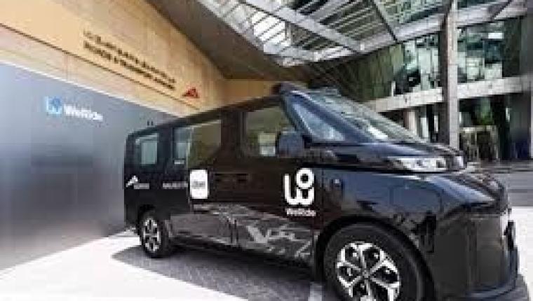 Dubai Launches 24/7 RoboTaxi Service: Phase 1 Covers 65 Locations in Jumeirah & Umm Suqeim